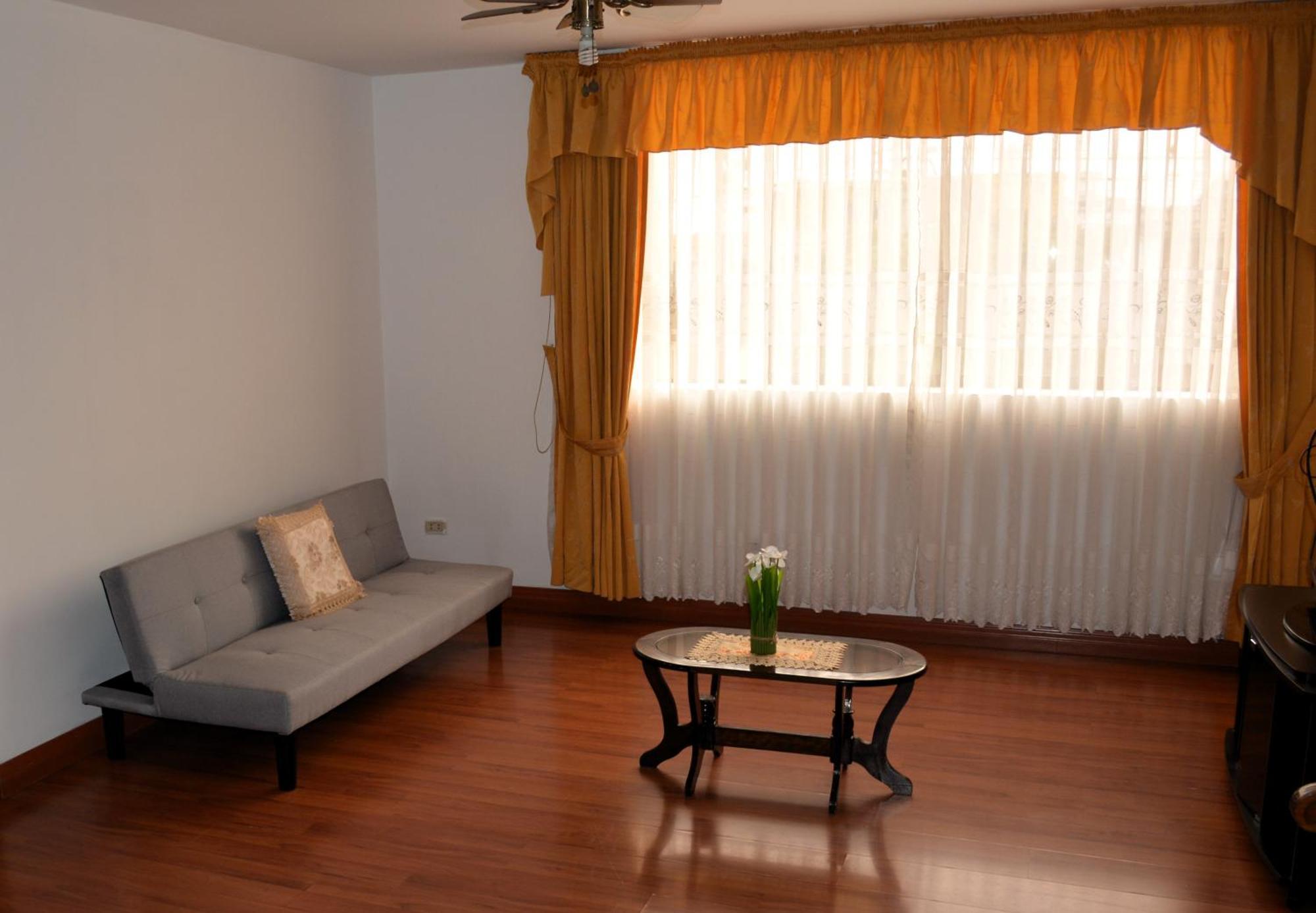 Tu Refugio En La Molina - Privada Con Espacios Compartidos * Lima